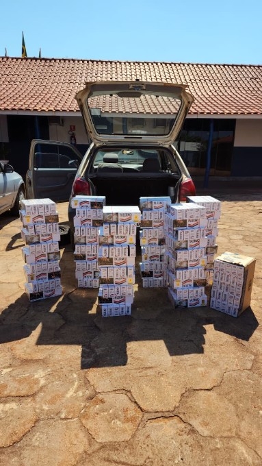Força Tática apreende três veículos carregados com cigarros contrabandeados em Nova Andradina