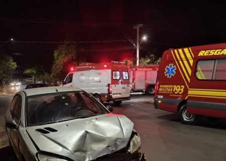 Colisão entre moto e carro deixa uma pessoa ferida em Nova Andradina