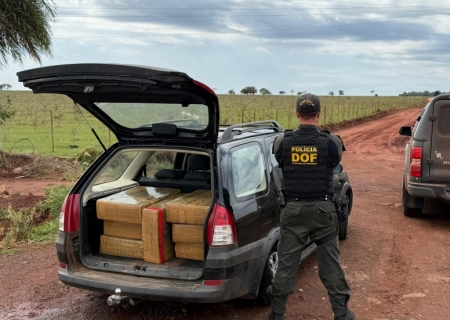 Perseguição policial termina com apreensão de 320 kg de maconha em Amambai