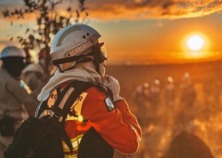 Incêndios florestais caem 50% em agosto no Paraná, mas tempo seco em setembro aumenta o risco