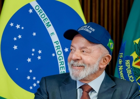 Lula diz a Trump que está aberto ao diálogo, mas reforça: ‘Soberania não está em pauta’