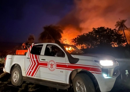 Incêndio atinge 12 hectares em fazenda de Batayporã e mobiliza Corpo de Bombeiros Militar