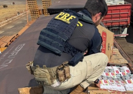 Carga com 350 mil maços de cigarros é apreendida pela PRF em Inocência