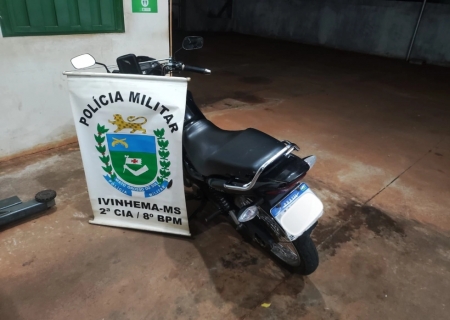 Jovem é preso por empinar moto no centro de Ivinhema