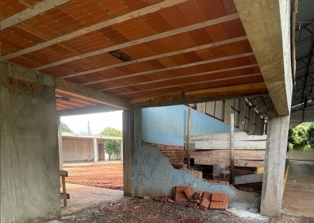 Vereadores buscam esclarecimentos sobre atraso na conclusão das obras na Escola Luiz Claudio Josué