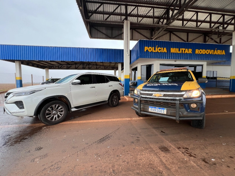 PMR recupera Hilux furtada durante blitz em Maracaju