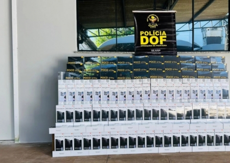 DOF apreende 242 celulares escondidos em carreta carregada com trigo em Aral Moreira