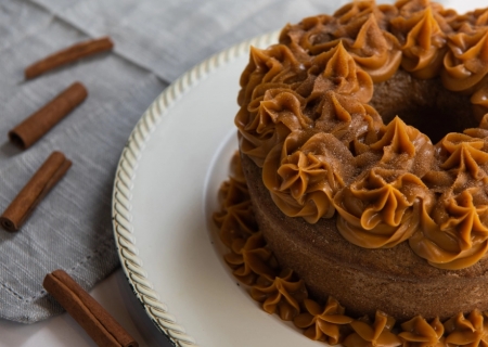 Doces virais: o fenômeno do bolo de churros no Instagram
