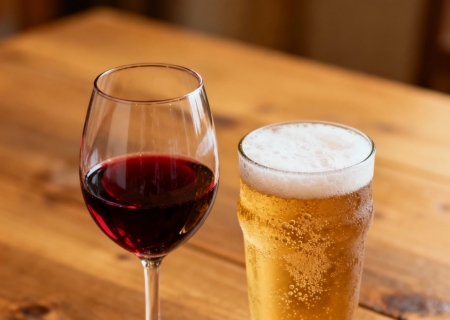 Intoxicação por metanol: vinho e cerveja também podem ser contaminados?