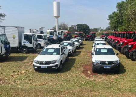 Governo de MS entrega 29 equipamentos para fortalecer agricultura familiar e infraestrutura municipal