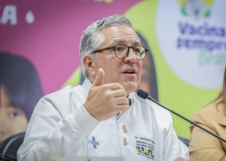 Ministro da Saúde lança campanha de multivacinação e faz apelo a pais e responsáveis