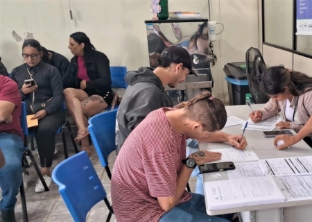 Feirão da Empregabilidade encaminha 70 trabalhadores e celebra 50 anos do SINE em Nova Andradina