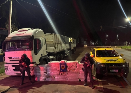 Polícia Militar Rodoviária de Ponta Porã apreende quase 1 ton de maconha escondidos em carreta