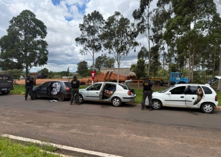 DOF apreende três veículos com R$ 440 mil em contrabando em MS