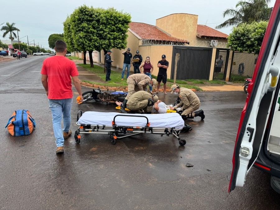 Cruzamento perigoso volta a registrar acidente e deixa motociclista ferida em Nova Andradina