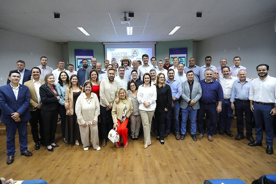 Governo reúne 49 prefeitos e detalha avanços do “MS Ativo Municipalismo 2” para 2026