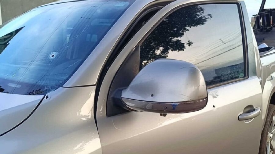 Homem é morto a tiros enquanto dirigia caminhonete em Dourados