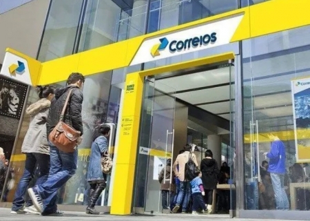 Correios aprovam plano com demissões e fechamento de até mil agências