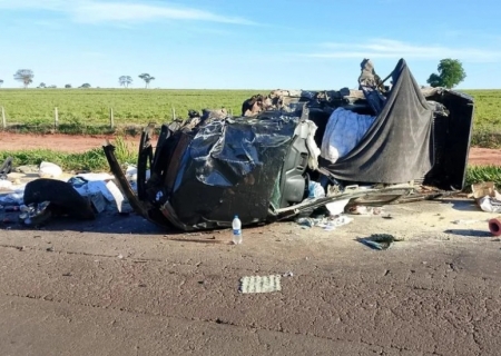 Colisão frontal na MS-040 mata mulher e deixa marido ferido na região de Santa Rita do Pardo