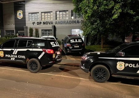 Criminosos invadem condomínio de luxo, arrombam residências e furtam arsenal, joias e dinheiro em Nova Andradina