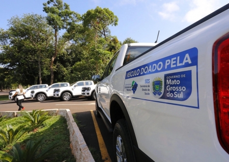 Governo de MS reforça combate às endemias com entrega de veículos a 14 municípios
