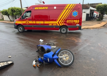 Cruzamento perigoso volta a registrar acidente e deixa motociclista ferida em Nova Andradina