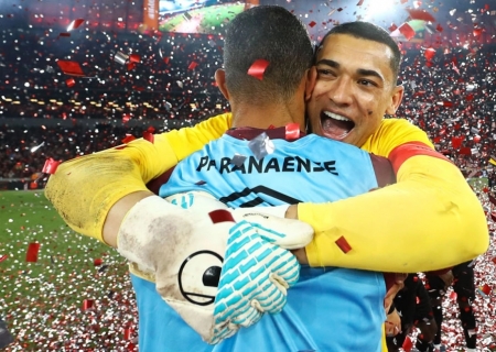 Athletico vence América-MG e retorna à Série A do Brasileiro em 2026