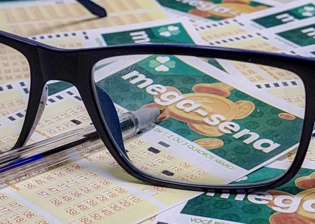 Mega-Sena sorteia R$ 100 milhões nesta quinta-feira