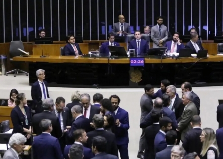 Câmara aprova texto-base do projeto de lei antifacção