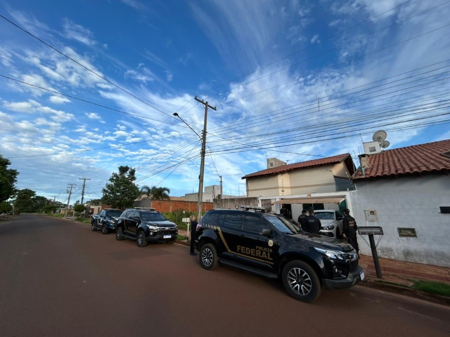 Polícia Federal e Receita Federal deflagram operação conjunta contra crimes transnacionais em MS