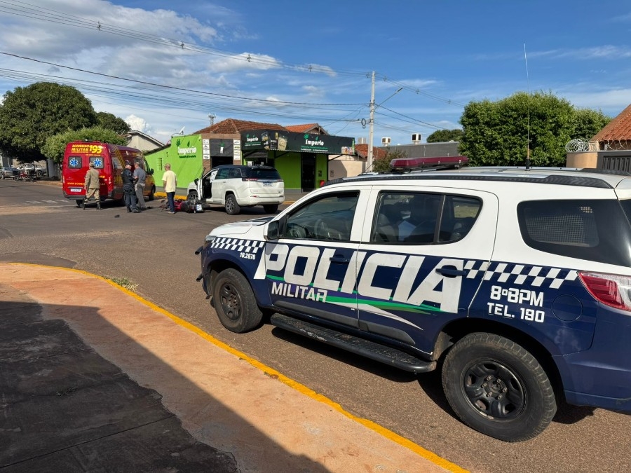 Colisão em cruzamento perigoso deixa motociclista ferido em Nova Andradina