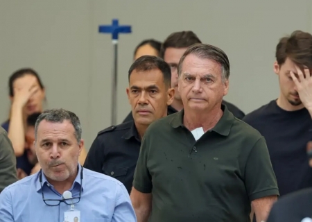 Moraes autoriza internação de Bolsonaro para realização de cirurgia