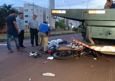 Motociclista morre após colidir com caminhão estacionado em Dourados