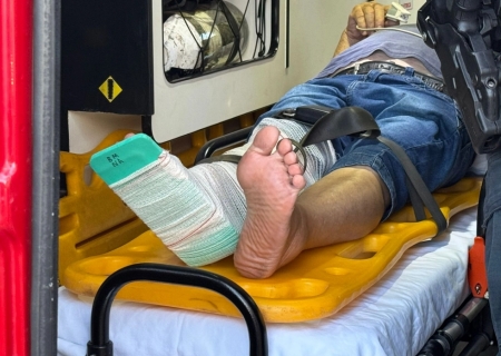 Colisão entre moto e bicicleta deixa ciclista ferido em Nova Andradina