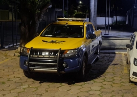 PMR detém dois suspeitos com carro locado bloqueado na região de Corumbá