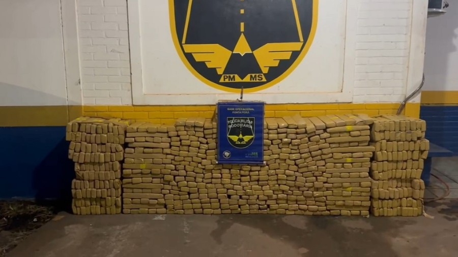 PM Rodoviária apreende 606 kg de maconha e recupera veículo roubado na MS-164