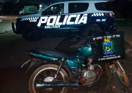 Motocicleta com chassi adulterado é apreendida após perseguição policial em Taquarussu