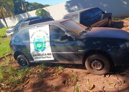 Veículo abandonado é localizado em Angélica e motocicleta furtada é recuperada em Taquarussu