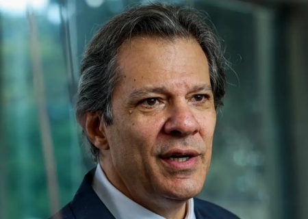 Haddad sinaliza saída em fevereiro e diz que Lula definirá substituto