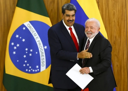 Lula condena ataque dos EUA à Venezuela e cobra resposta da ONU
