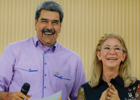 Em tribunal, Maduro diz que foi 'sequestrado' e se declara inocente