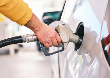 Preço da gasolina cai, mas alta do ICMS não deixa o combustível mais barato ao consumidor