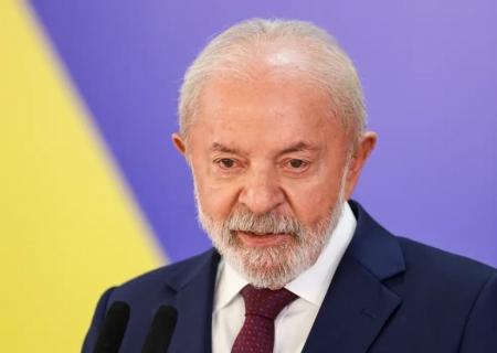 Lula afirma que salário mínimo no Brasil ainda é insuficiente ao completar 90 anos