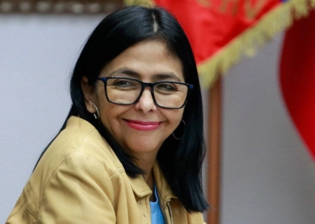 Delcy Rodríguez apresenta proposta de anistia geral na Venezuela