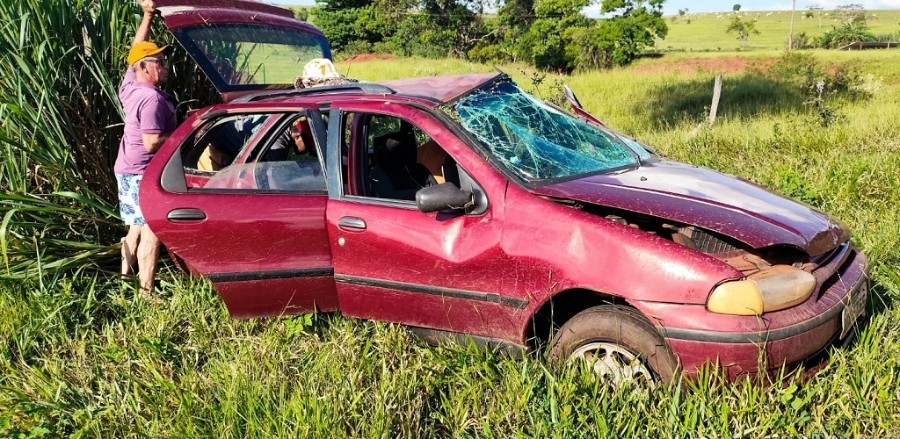 Acidente na BR-376 deixa cinco pessoas feridas entre Ivinhema e Deodápolis