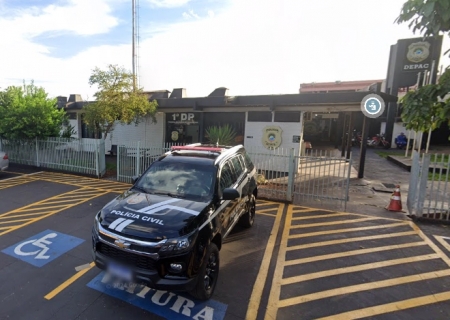 Adolescente é flagrada com droga e faca dentro de escola pública em Dourados