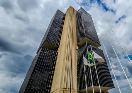 Contas externas registram déficit de US$ 8,3 bilhões em janeiro, informa Banco Central