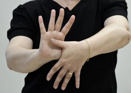 Governo de MS fortalece a inclusão com criação da Central de Libras Digital