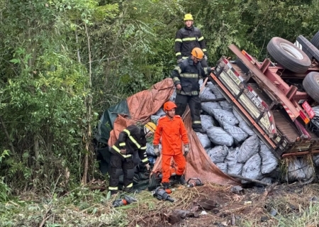 Motorista morre após tombamento de veículo na MS-040, em Campo Grande