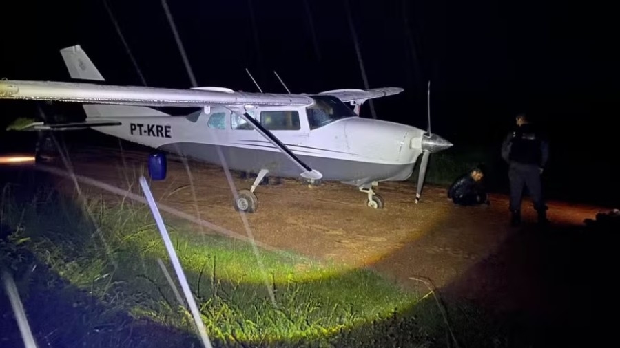 Avião que saiu da Bolívia com 515 kg de cocaína faz pouso forçado e é apreendido no Maranhão